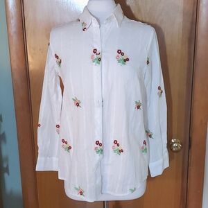 NWOT Anna Kay Embroidered Shirt Size M